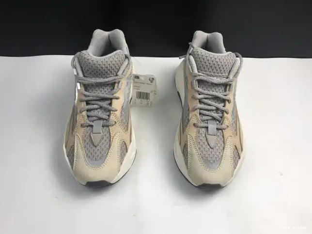 hype Cream Yeezy GY7924 V2 Adidas Boost Cream 700 0508